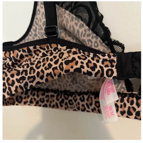 NWOT PINK Victoria’s Secret Bra Size Medium - Picture 4 of 5